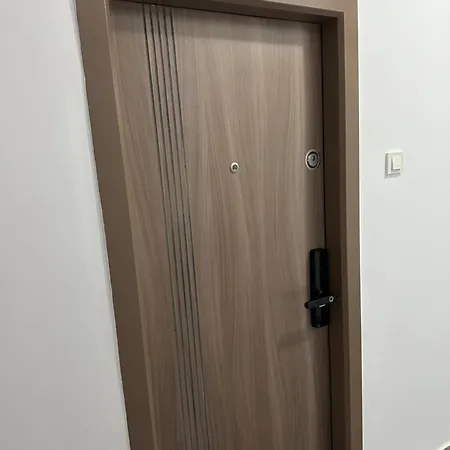 Fundeni Modern Бухарест